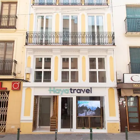 Elizabeth Towers Apartment Almansa Exterior photo