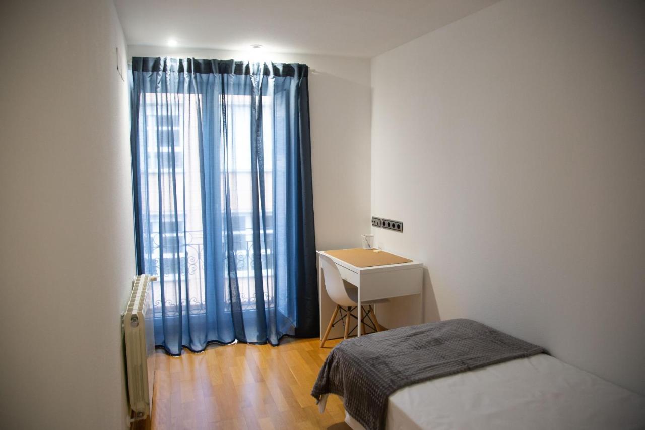 Elizabeth Towers Apartment Almansa