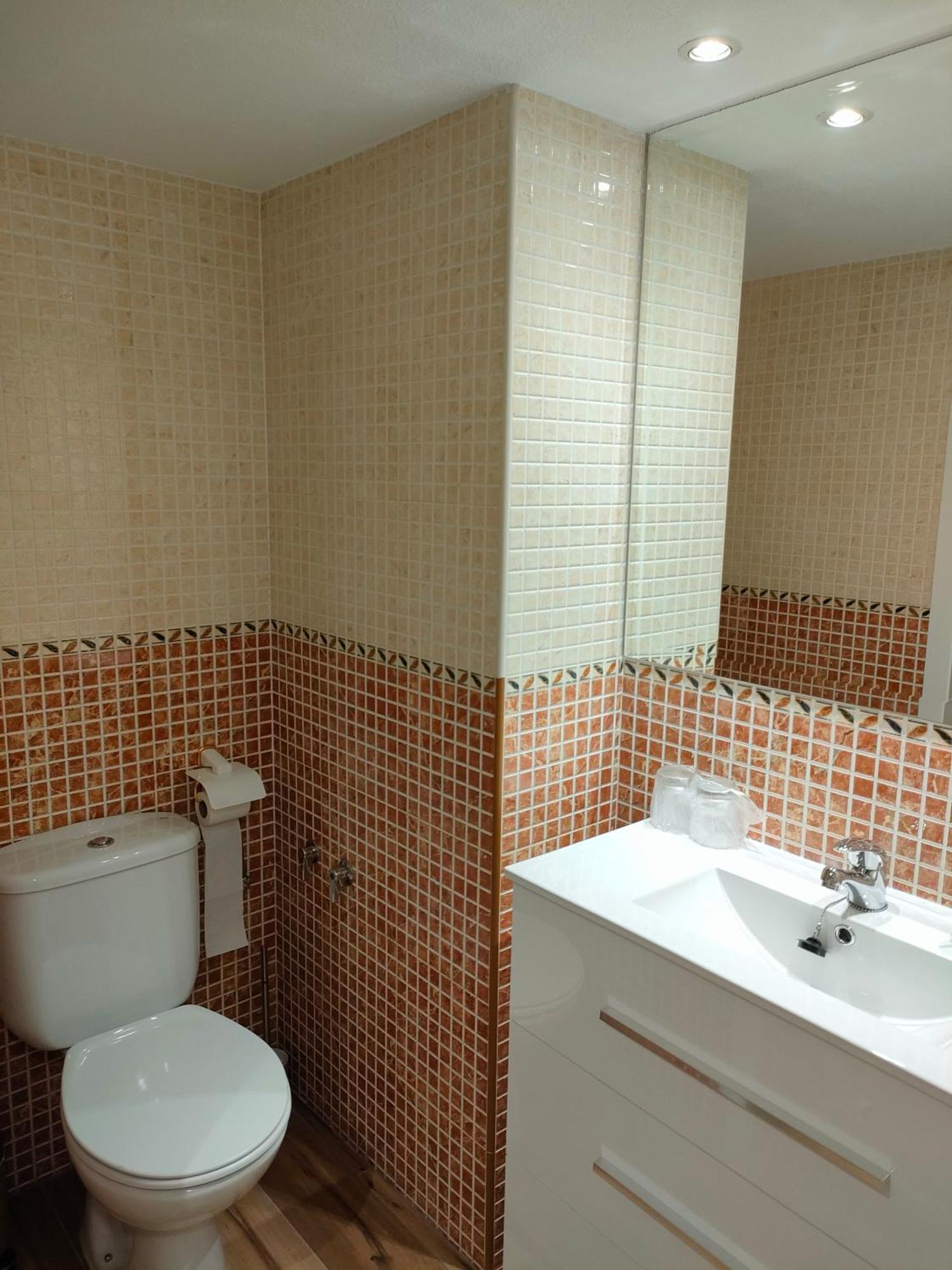 Elizabeth Towers Apartment Almansa